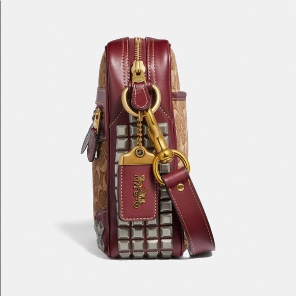 Trade only
Coach 1941 Max 18 Sig. Jacquard Scarlet 41385 - Picture 2 of 16